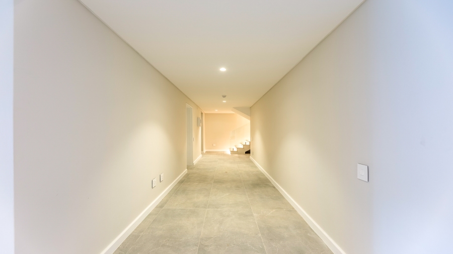 4 Bedroom Property for Sale in Camps Bay Western Cape